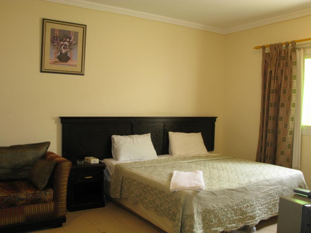 Al Narjes Suites Jizan Kamer foto